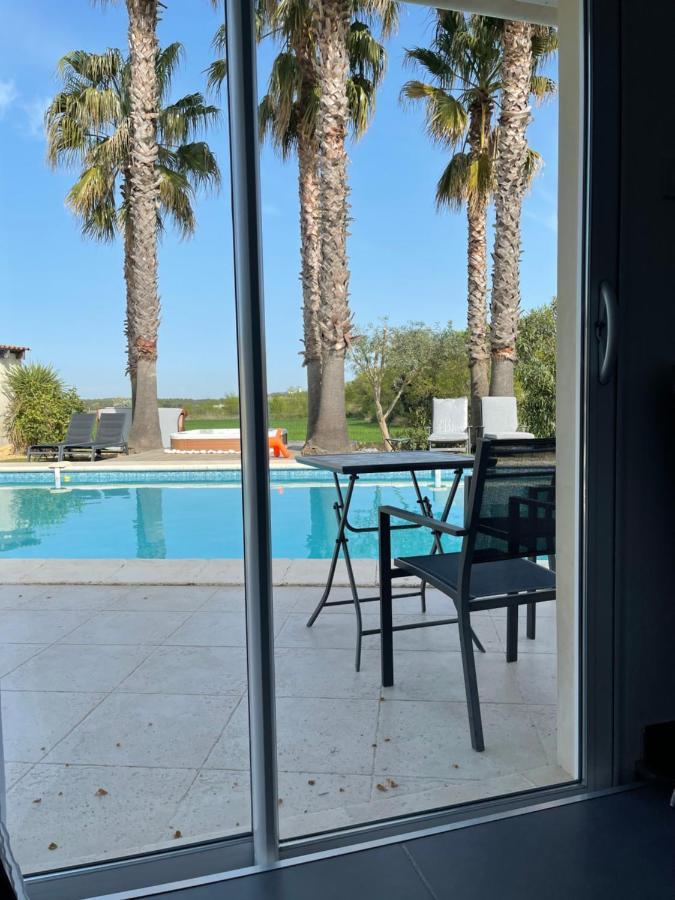La Villa Mediterranee Wellness Spa Piscine Saint-Drezery Eksteriør billede